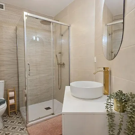 L'eclat De Camargue - Grand T2 Renove 49 M2, Wifi, Centre & A 200m Apartment *