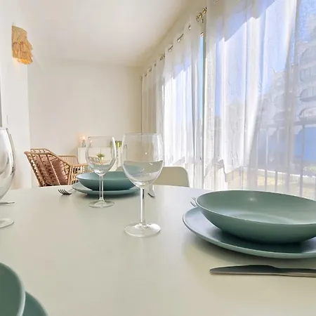 Apartment L'eclat De Camargue - Grand T2 Renove 49 M2, Wifi, Centre & A 200m